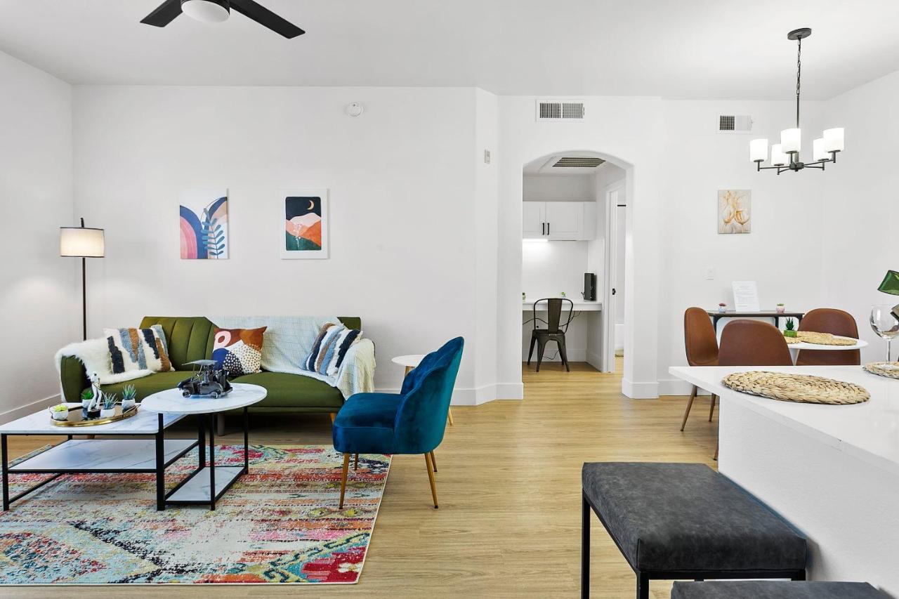 Cozysuites Glendale By The Stadium With Pool 05 Bagian luar foto